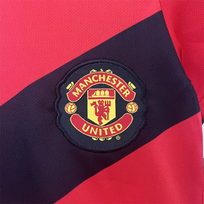 Camiseta retro de local del Manchester United para niños 09/10