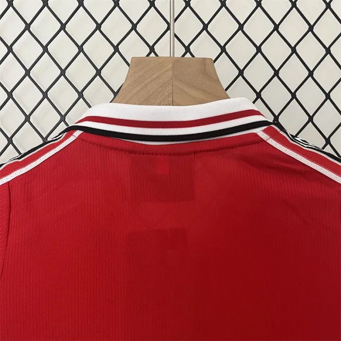 Camiseta retro de local del Manchester United para niños 98/99