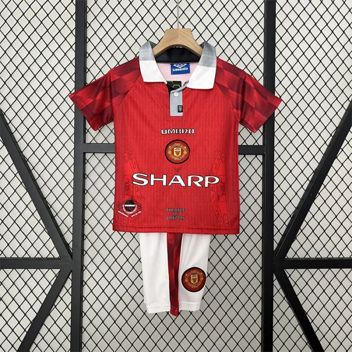 Camiseta retro de local del Manchester United para niños de la temporada 96/97