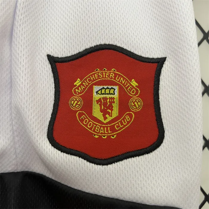 Camiseta retro de local del Manchester United para niños 94/96