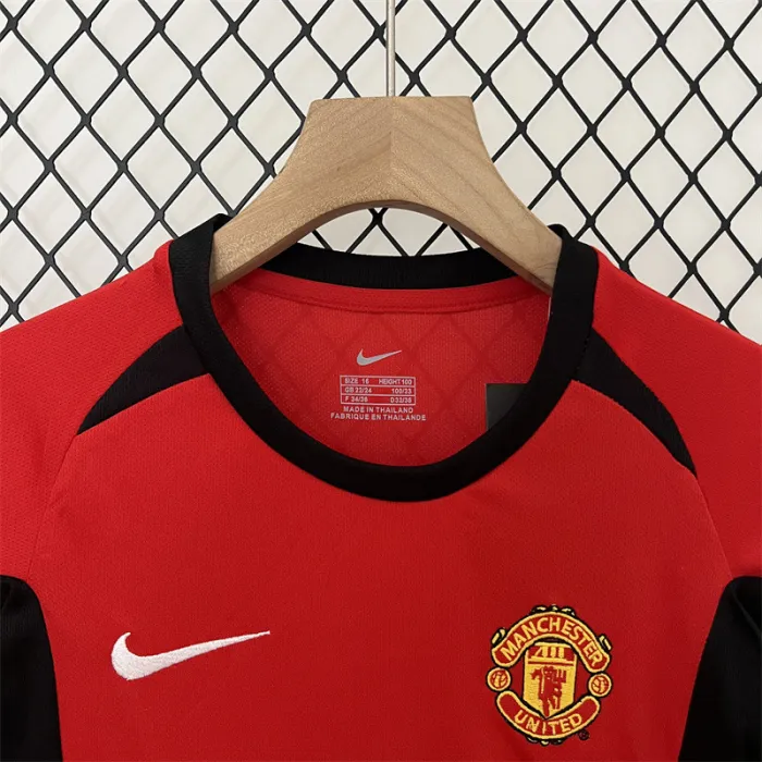 Retro Kids Manchester United Home Jersey 02/04