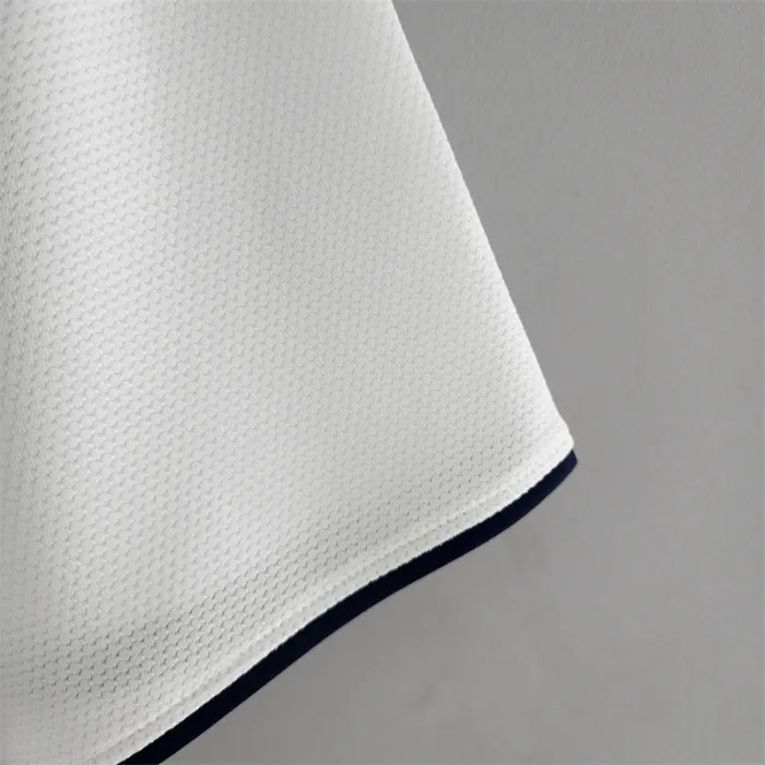Camiseta de fútbol retro del Tottenham Hotspur para el equipo local 2006/07