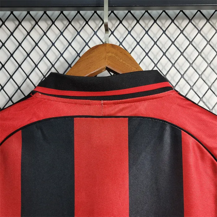 Camiseta de fútbol retro del AC Milan para el equipo local de la temporada 98/99