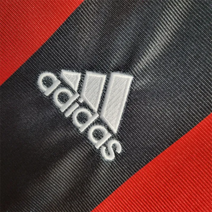 Camiseta de fútbol retro del AC Milan para el equipo local de la temporada 98/99