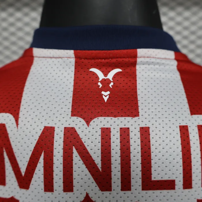 Camiseta de fútbol del equipo local Chivas 24/25