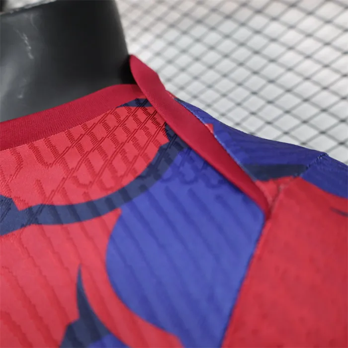 Camiseta de fútbol del equipo de entrenamiento del Barcelona 24/25