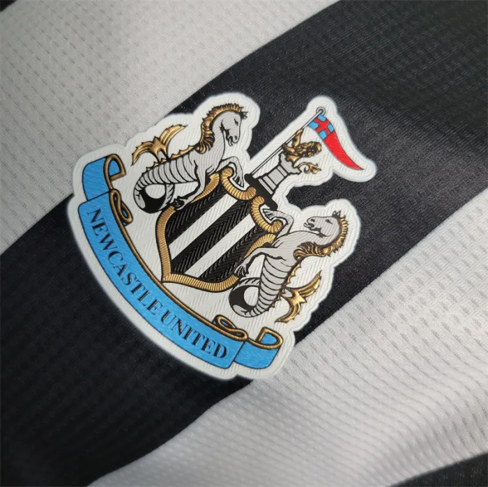 Camiseta de local del Newcastle United 23/24 Versión de jugador Kit de fútbol 2023 2024 Camiseta del equipo de fútbol