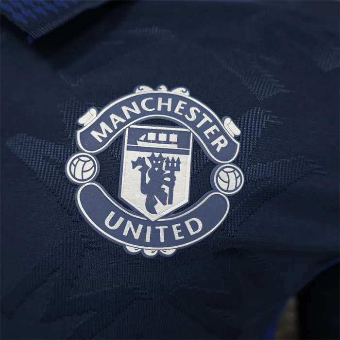 Camiseta de fútbol de manga larga del Manchester United para la temporada 24/25