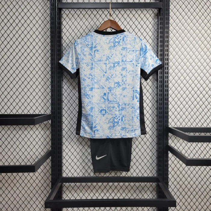 Camiseta de fútbol para niños de la Eurocopa 2024 con el equipo visitante de Portugal 24/25