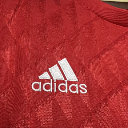 Camiseta de fútbol retro del Liverpool Jersey Home Kit 2010/11