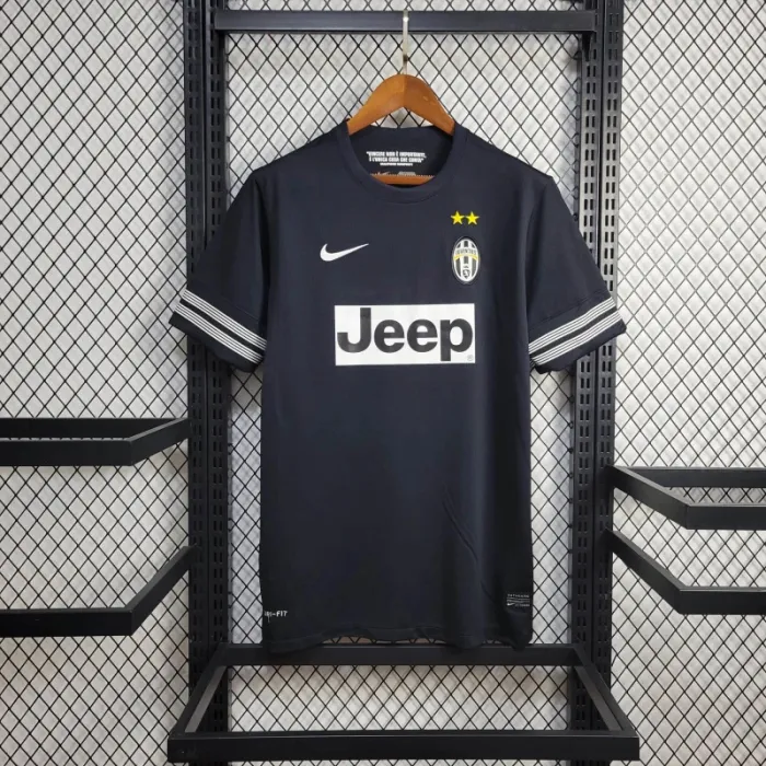 Retro-Juventus-Away-Kit-12/13-Football-Jersey